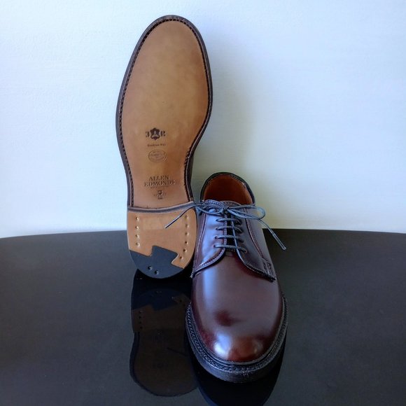 Allen Edmonds Men\'s Leeds Shell Cordovan Derby Dress Shoe Handcrafted in the USA